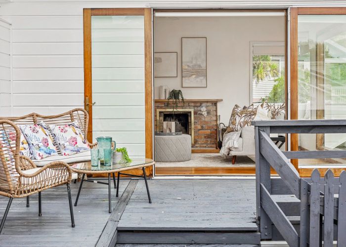  at 27 Hebron Road, Waiake, North Shore City, Auckland