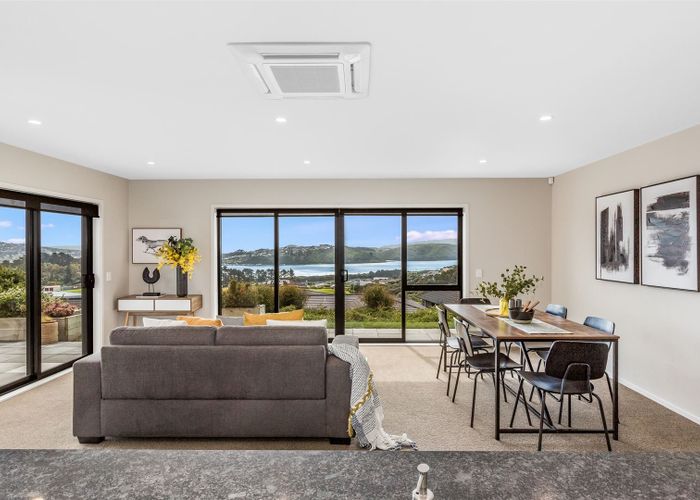  at 9 Glenorchy Way, Aotea, Porirua