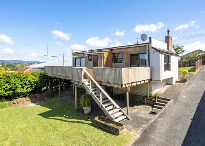  at 46 Savoy Road, Glen Eden, Auckland