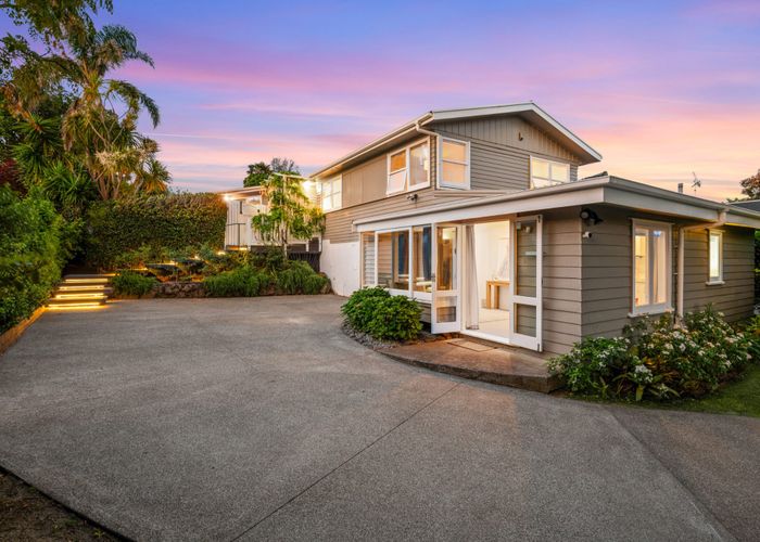  at 10 Pembroke Crescent, Glendowie, Auckland