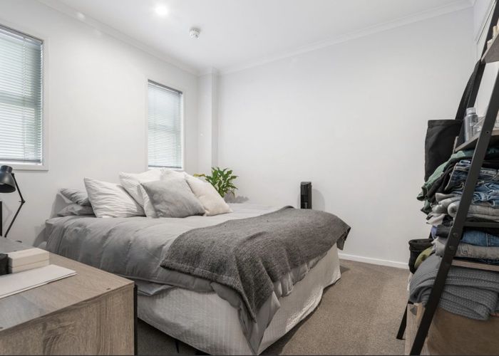  at 21 Virginia Avenue East, Eden Terrace, Auckland City, Auckland