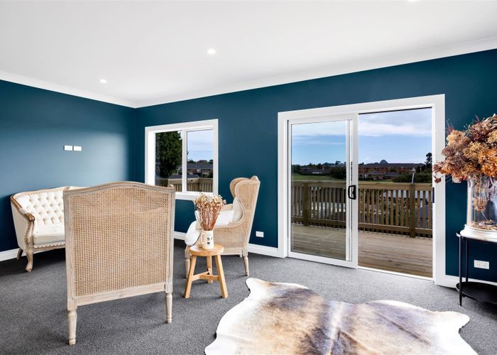  at 22A Maple Crescent, Whalers Gate, New Plymouth