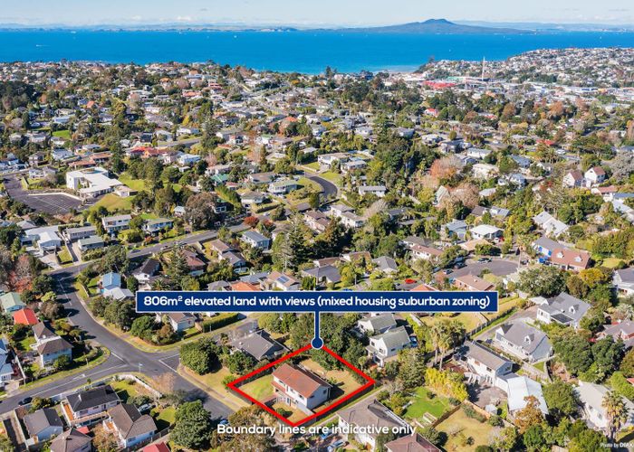  at 52 Nor'East Drive, Torbay, Auckland