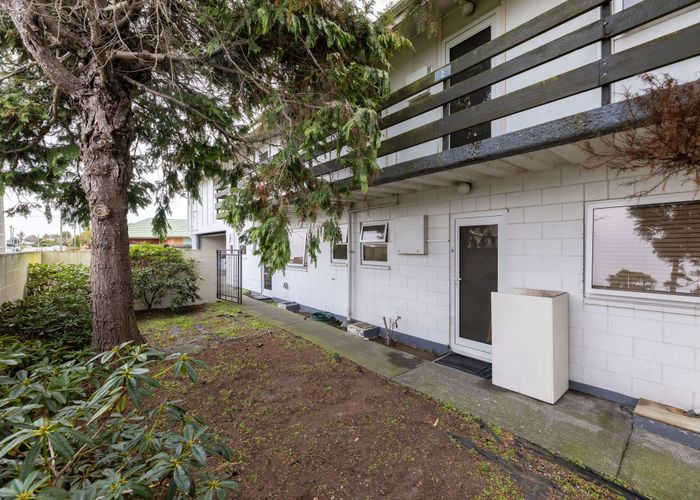  at 81 Fairfield Avenue, Addington, Christchurch City, Canterbury