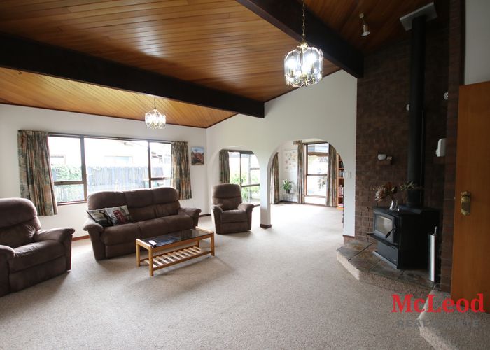  at 10 Burton Place, Allenton, Ashburton