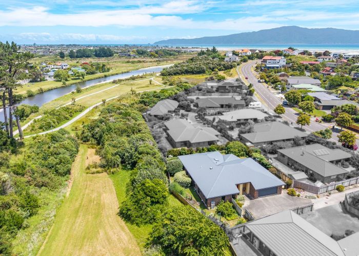  at 134 Weggery Drive, Waikanae Beach, Waikanae