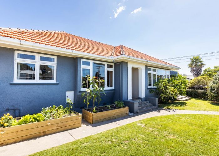  at 2 Norman Street, Lower Vogeltown, New Plymouth
