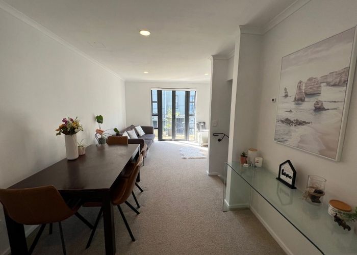  at 4/266 Shirley Road, Papatoetoe, Auckland