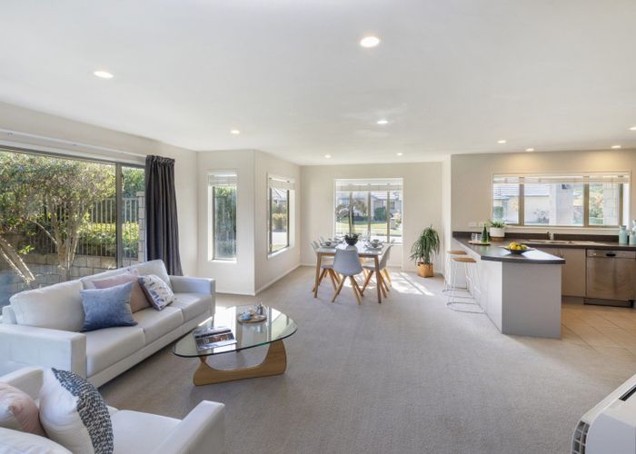  at 21 Six Silvers Avenue, Halswell, Christchurch City, Canterbury