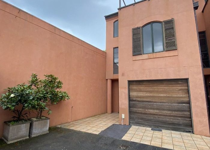  at 28/10 Cleveland Road, Parnell, Auckland