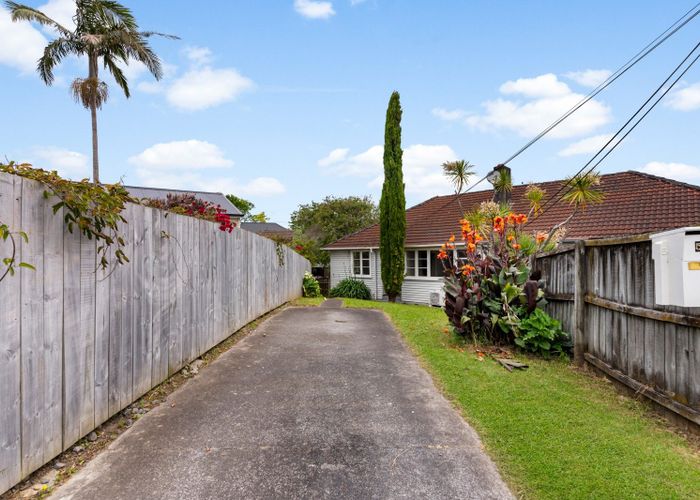  at 5 Fifeshire Street, Belmont, North Shore City, Auckland
