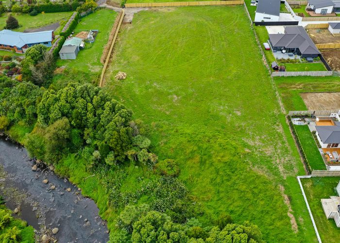 Free property data for 155 Cross Road, Lepperton, New Plymouth homes