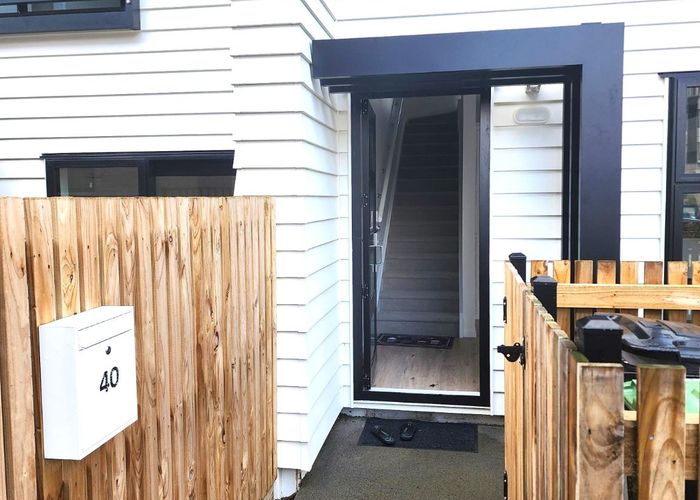  at 40 Rauemi Way,, Te Atatu South, Waitakere City, Auckland