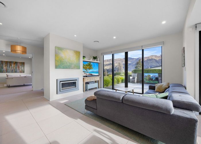  at 5 Valley Crescent, Wanaka, Wanaka, Otago