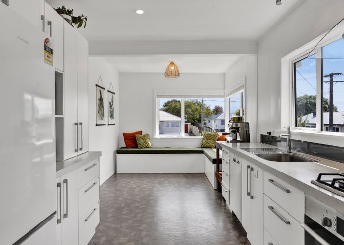  at 16 Clyde Street, Ferndale, New Plymouth
