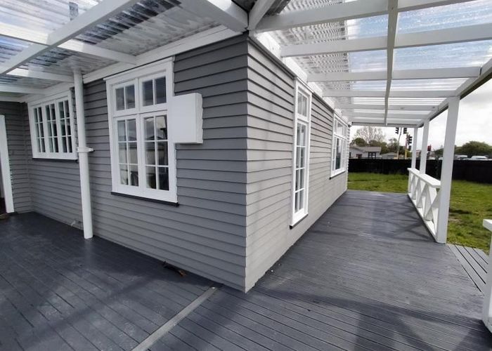  at 1006 Tremaine Avenue, Roslyn, Palmerston North, Manawatu / Whanganui