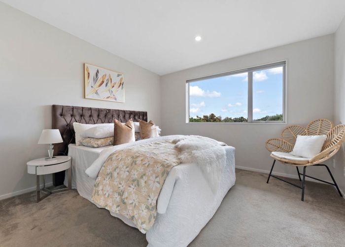  at 12/45a Swanson Road, Henderson, Waitakere City, Auckland