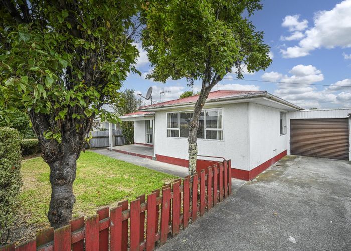  at 1/914 Maraekakaho Road, Camberley, Hastings