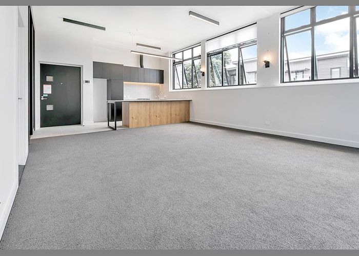  at 5 Mary Street, Mount Eden, Auckland