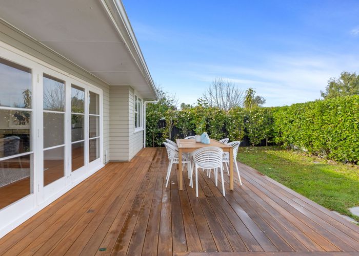  at 5 Maybelle Place, Kelston, Waitakere City, Auckland