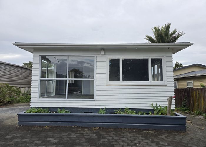  at 4153 Great North Road, Glen Eden, Waitakere City, Auckland