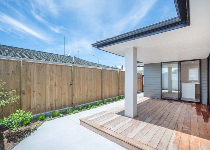  at 1/139 Grey Street, City Centre, Palmerston North, Manawatu / Whanganui
