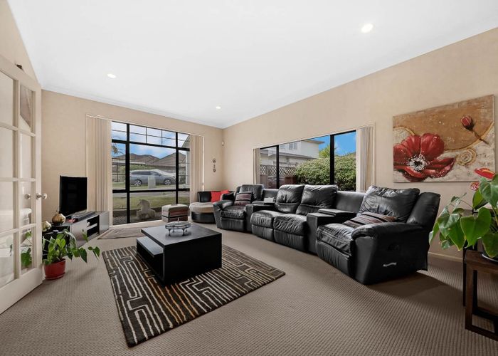  at 12 Tinturn Place, Flat Bush, Manukau City, Auckland