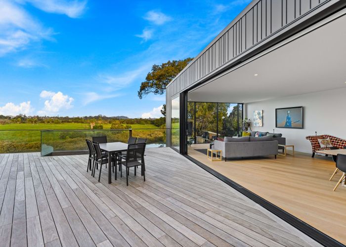  at 10 Lister Street, Point Chevalier, Auckland City, Auckland