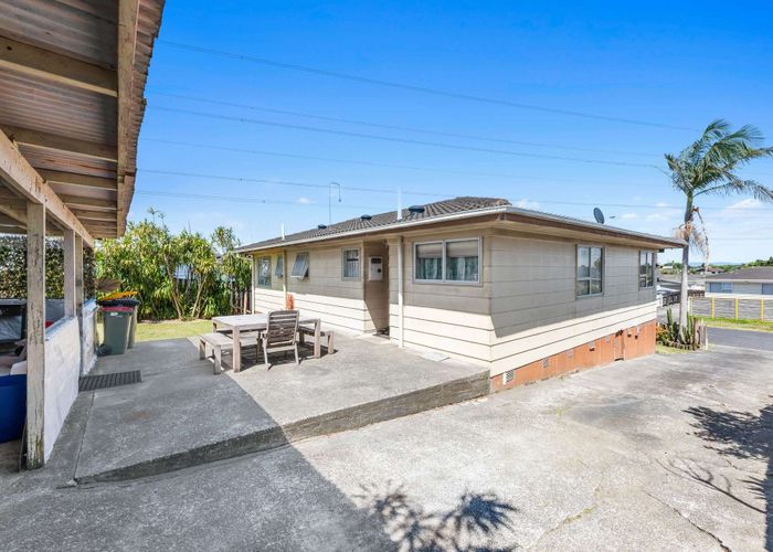  at 52 Zelda Avenue, Clover Park, Manukau City, Auckland
