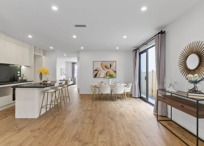 at 72 Drumbuoy Drive, Flat Bush, Auckland