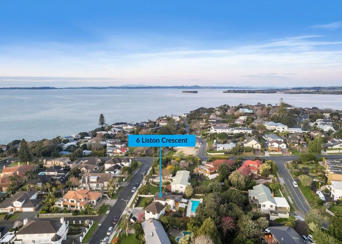  at 6 Liston Crescent, Cockle Bay, Auckland