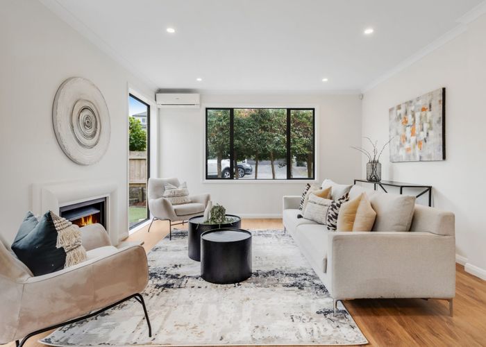  at 8 Kingsgate Place, Dannemora, Auckland