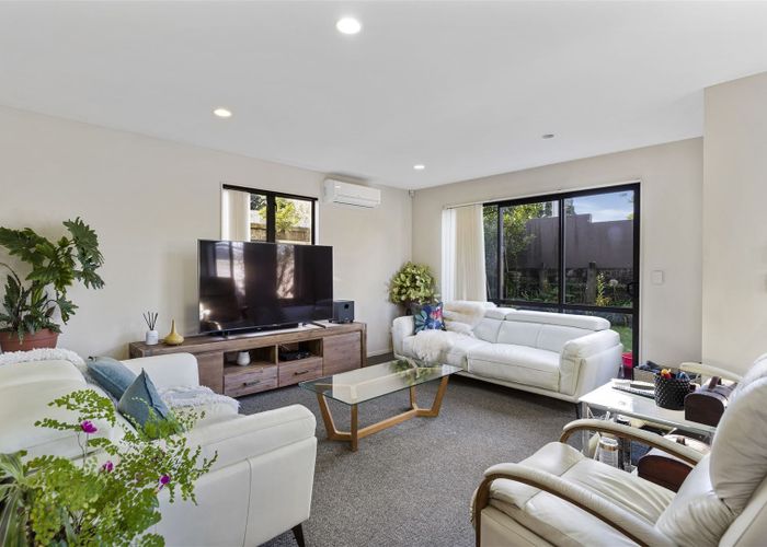  at 34 Bleakhouse Road, Howick, Auckland