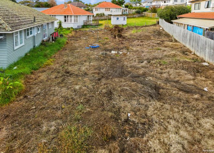  at 591A Richardson Road, Mount Roskill, Auckland