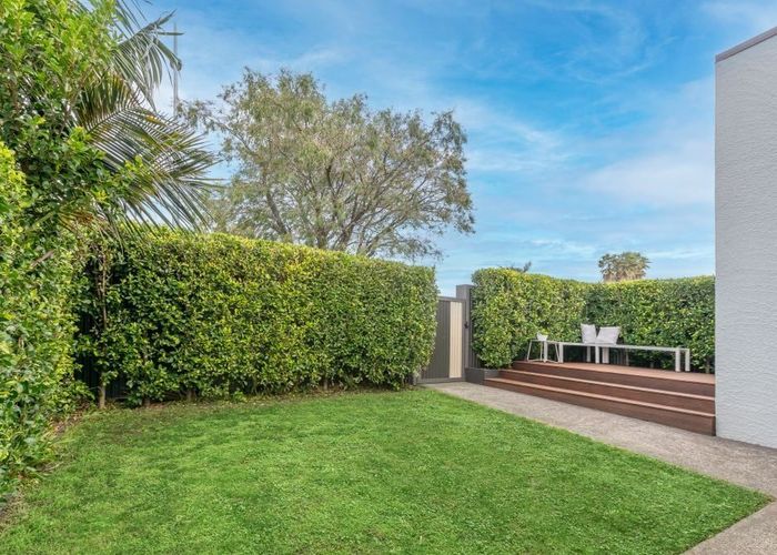  at 43 Old Mill Road, Grey Lynn, Auckland City, Auckland