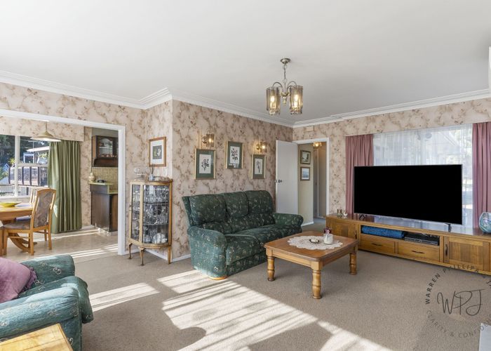  at 84 Lawrence Crescent, Hill Park, Manukau City, Auckland