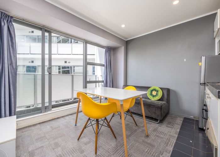  at 612/430 Queen Street, Auckland Central, Auckland