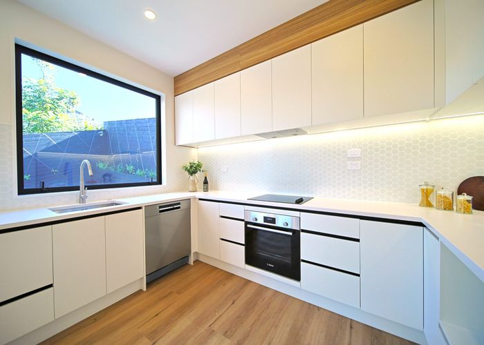  at 33D St Peters Street, Northcote, North Shore City, Auckland