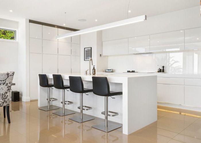  at 8 Avery Place, Redcliffs, Christchurch