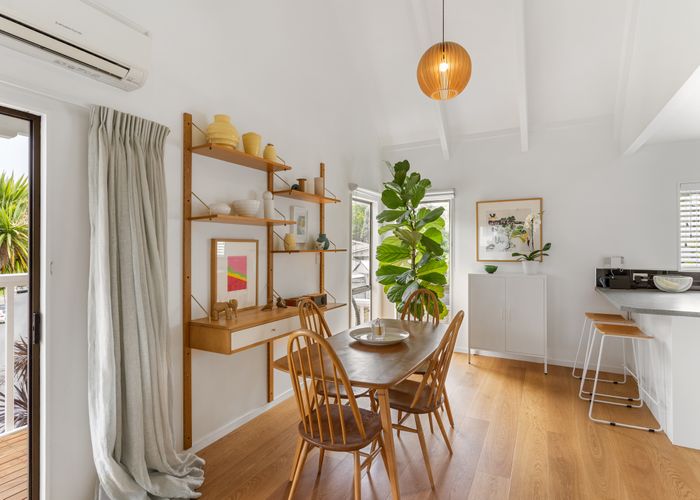  at 1/86 Stott Avenue, Birkdale, Auckland