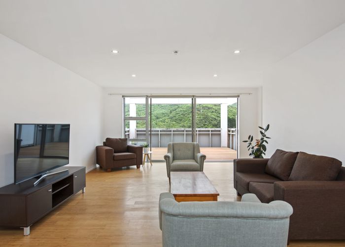  at 7 Saddleback Grove, Karori, Wellington