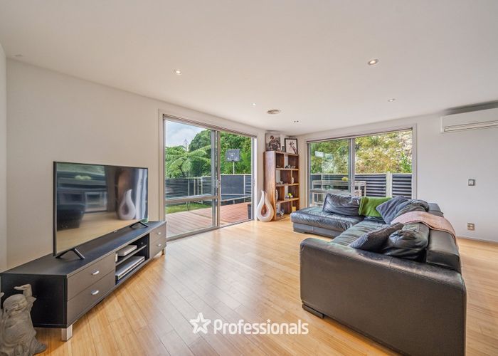  at 12 Otonga Heights, Maungaraki, Lower Hutt, Wellington