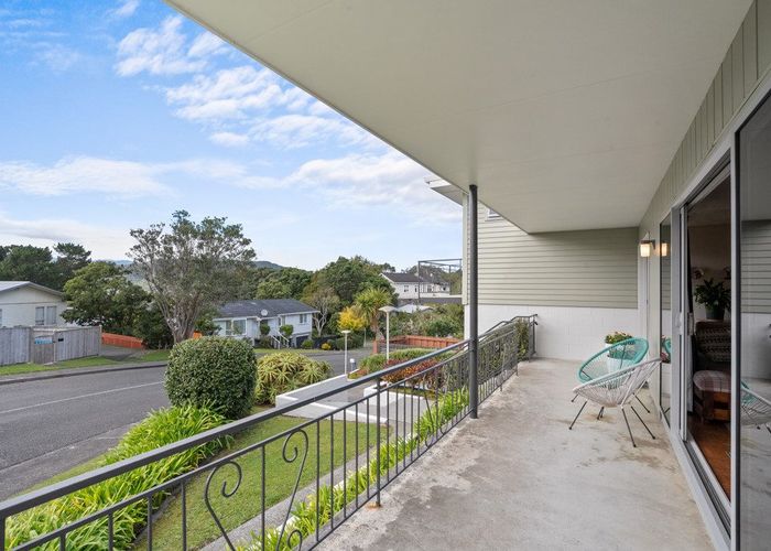  at 2 Rondane Place, Tirohanga, Lower Hutt, Wellington