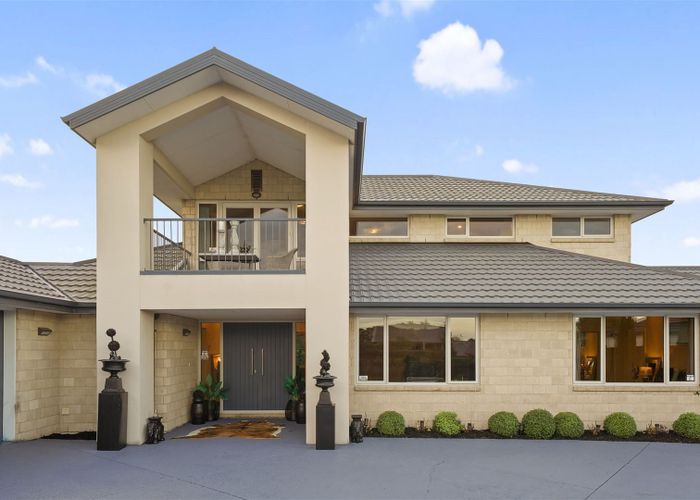 at 12 Queenswood Gardens, Mairehau, Christchurch