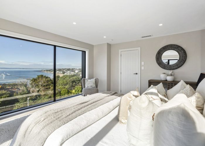 at 20 Beach Road, Milford, North Shore City, Auckland