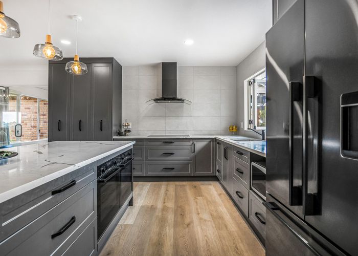  at 6/199 Birdwood Road, Massey, Waitakere City, Auckland