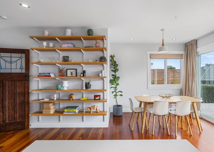  at 5 Mount Roskill Road, Mount Roskill, Auckland