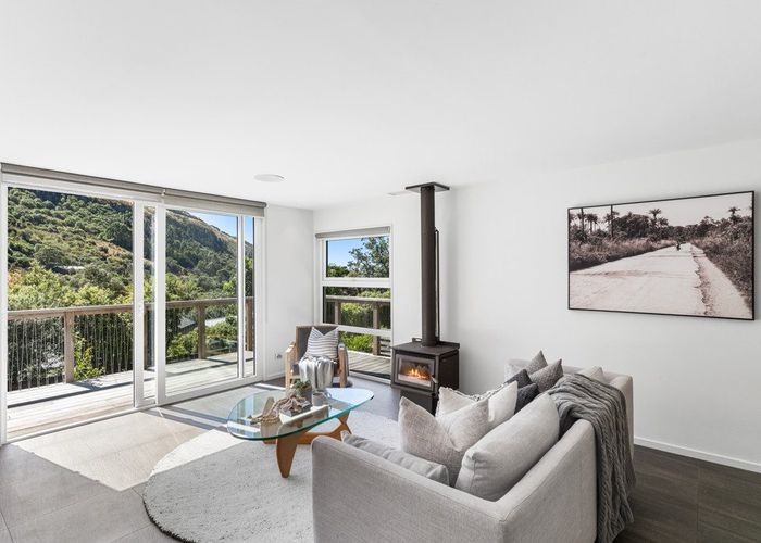  at 129 Sumnervale Drive, Sumner, Christchurch