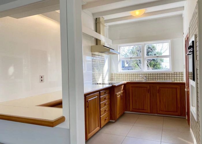  at 5 Bannerman Road, Morningside, Auckland