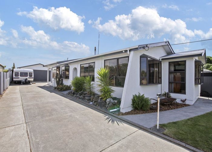  at 8 Savage Street, Kainga, Christchurch